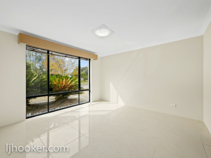 5 Southacre Drive, Canning Vale WA 6155