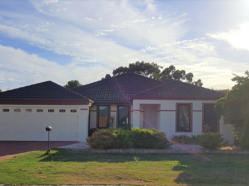 127 Fruit Tree Crescent, Forrestfield WA 6058