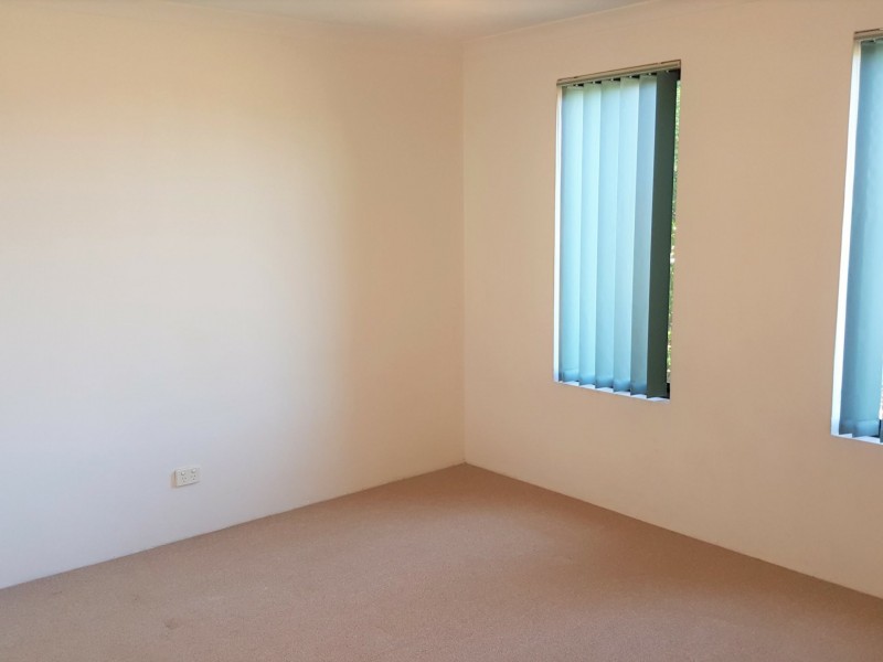 127 Fruit Tree Crescent, Forrestfield WA 6058
