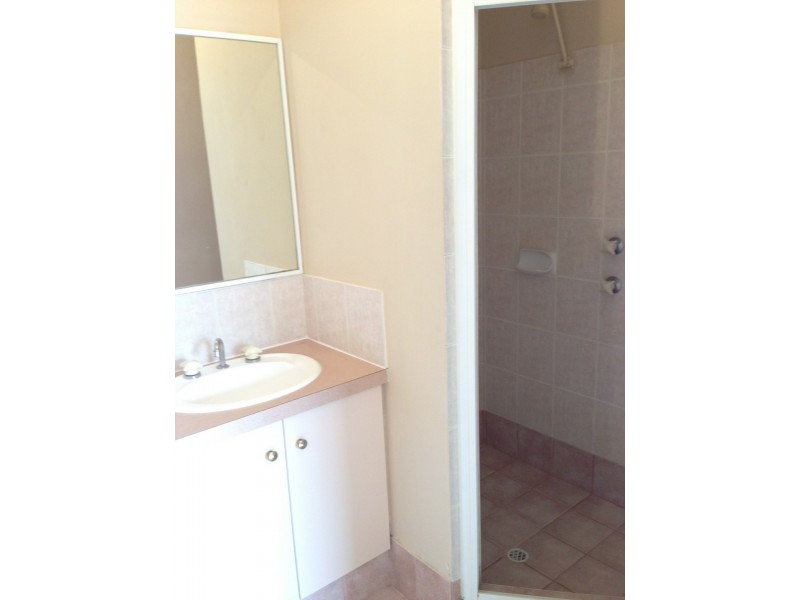 8/250 Belgravia Street, Cloverdale WA 6105