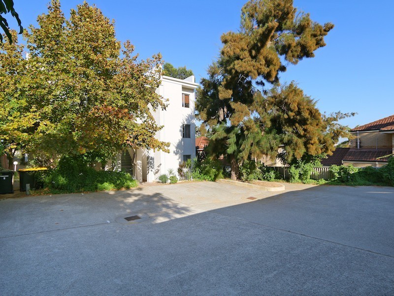 3/106 Shepperton Road, Burswood WA 6100