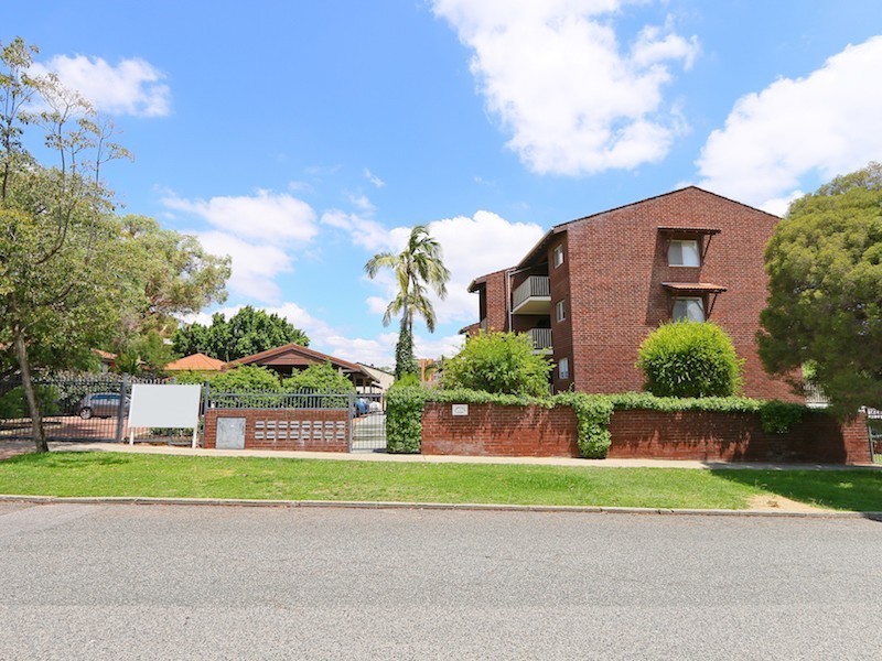 15/125 Gloucester Street, Victoria Park WA 6100