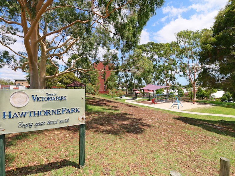 15/125 Gloucester Street, Victoria Park WA 6100