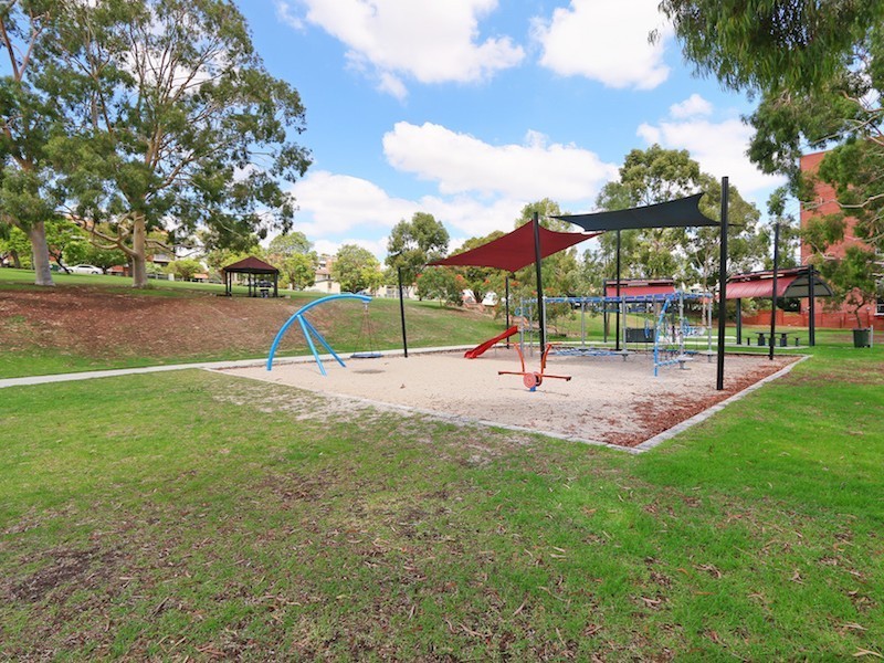 15/125 Gloucester Street, Victoria Park WA 6100