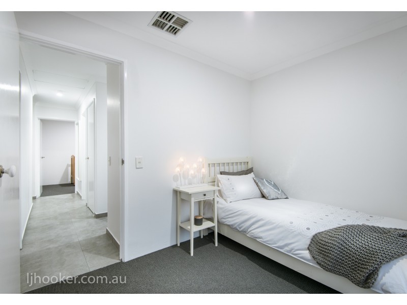 63 Flowerwood Way, Huntingdale WA 6110