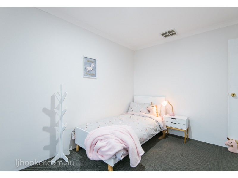 63 Flowerwood Way, Huntingdale WA 6110