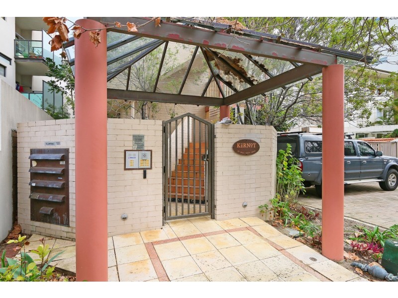 8/37 Mill Point Road, South Perth WA 6151