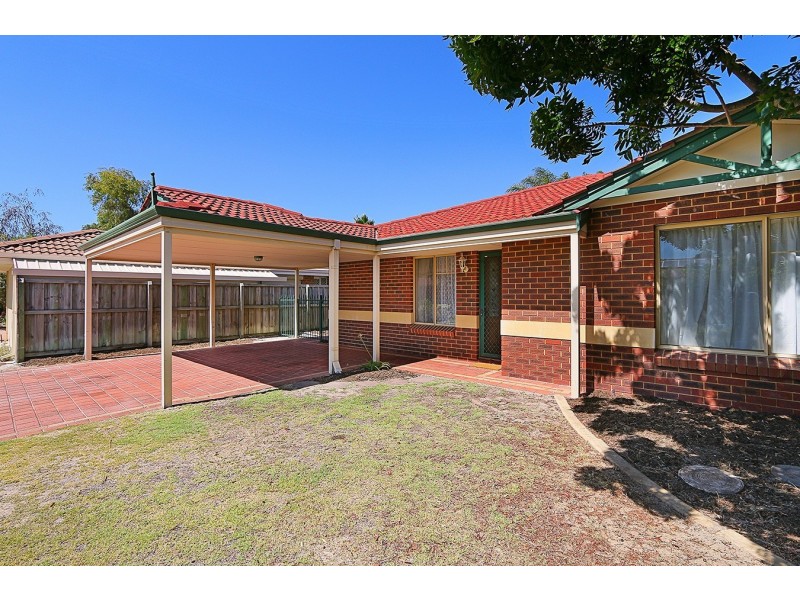 38 Fringe Lily Crescent, Ellenbrook WA 6069