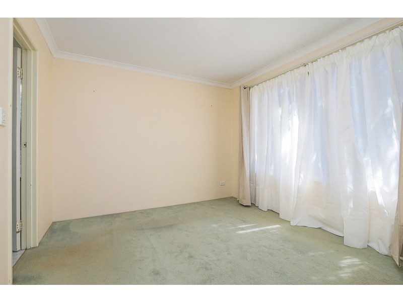 38 Fringe Lily Crescent, Ellenbrook WA 6069