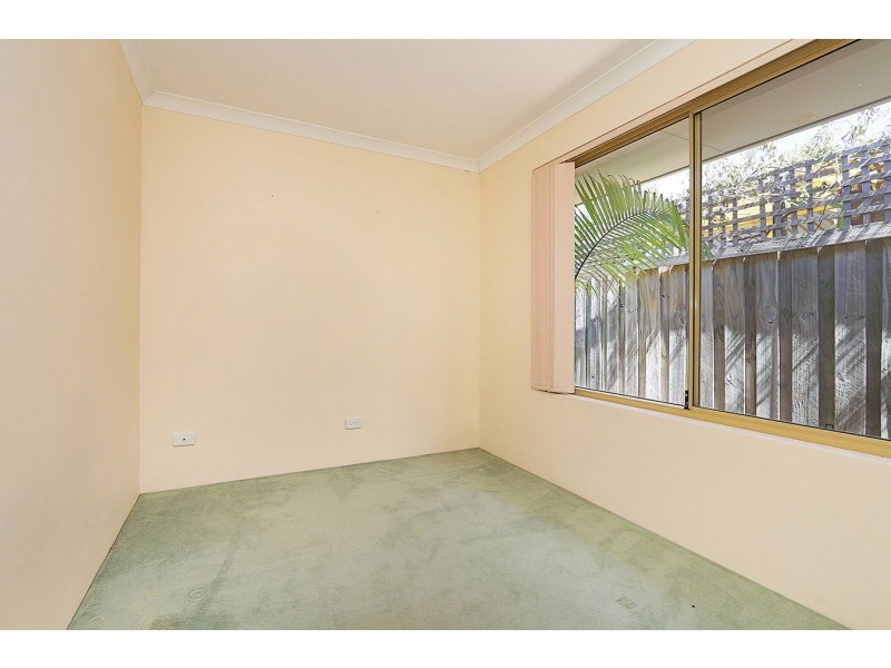 38 Fringe Lily Crescent, Ellenbrook WA 6069