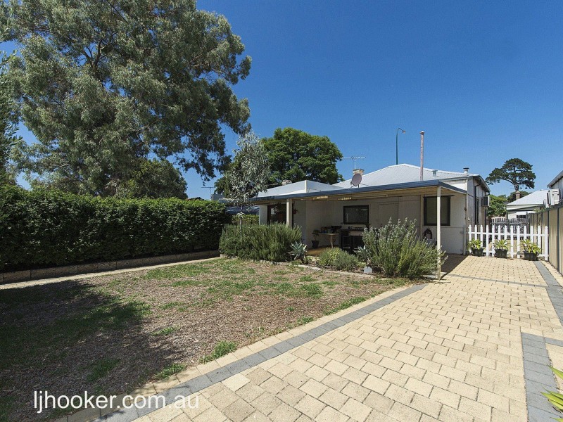 240 Berwick Street, Victoria Park WA 6100