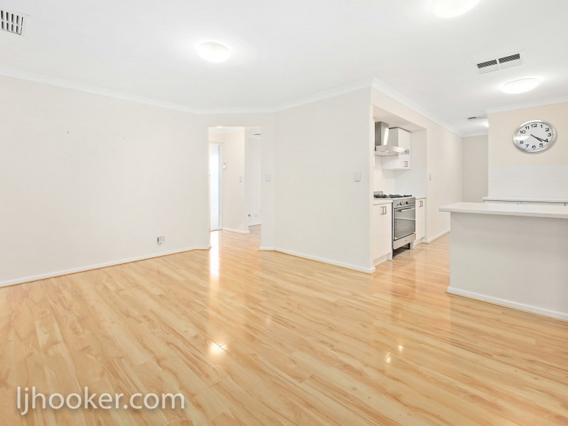 254 Wharf Street, Queens Park WA 6107