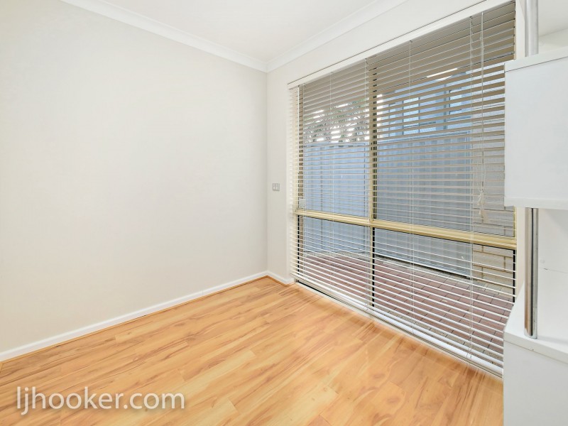 254 Wharf Street, Queens Park WA 6107