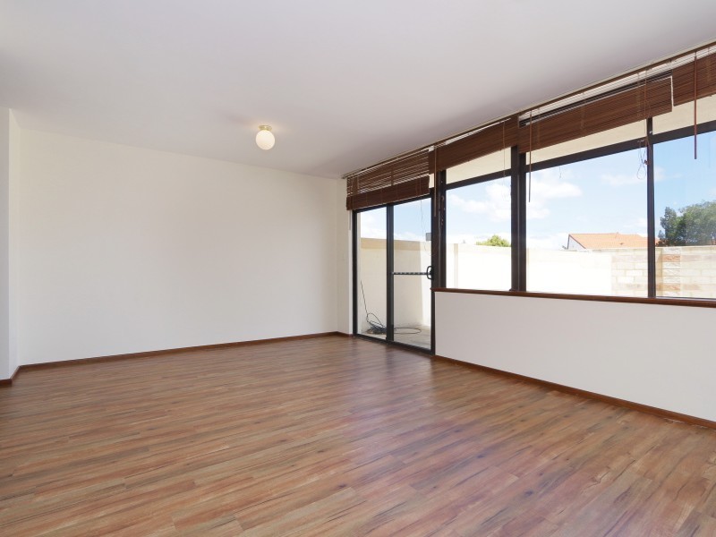 2/27 South Terrace, Como WA 6152