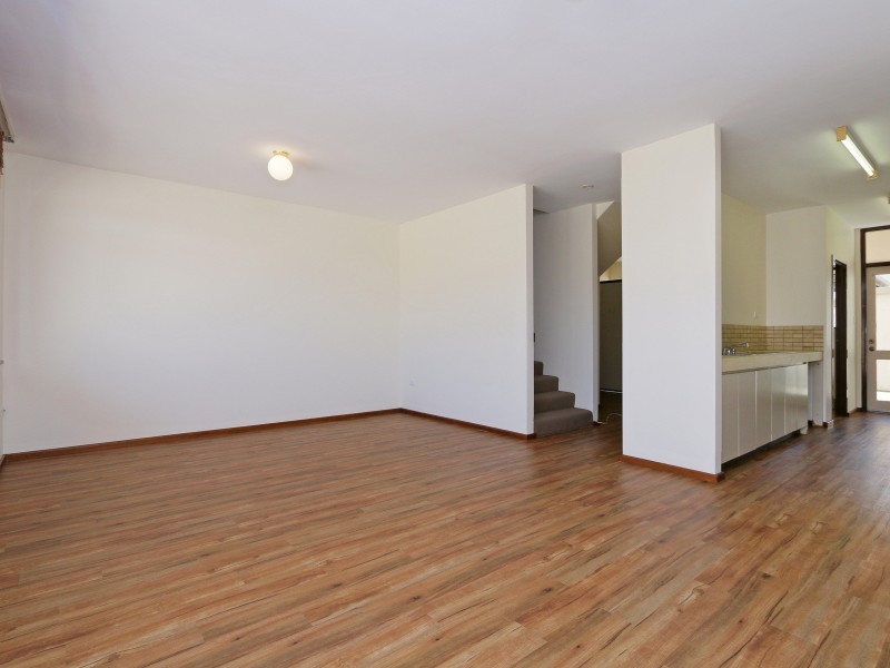 2/27 South Terrace, Como WA 6152