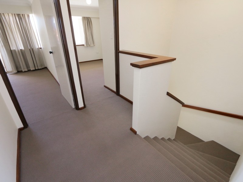 2/27 South Terrace, Como WA 6152