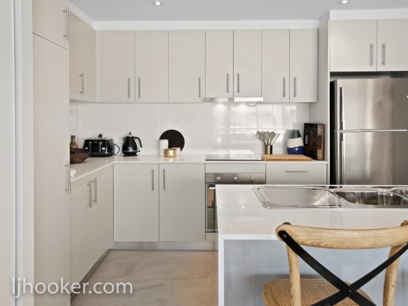 FOR DISPLAY 44/180 Stirling Street, Perth WA 6000