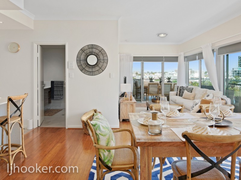 FOR DISPLAY 44/180 Stirling Street, Perth WA 6000