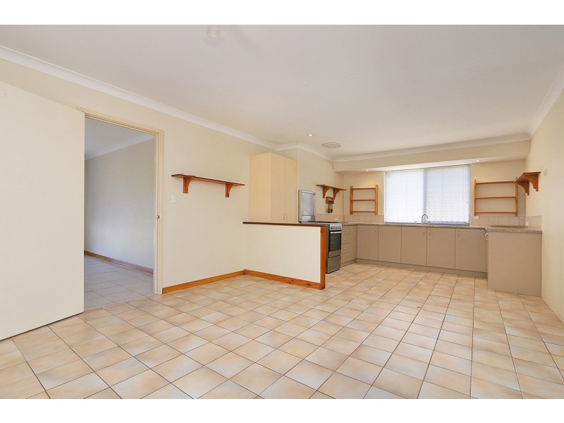 25 Osprey Circle, Ballajura WA 6066