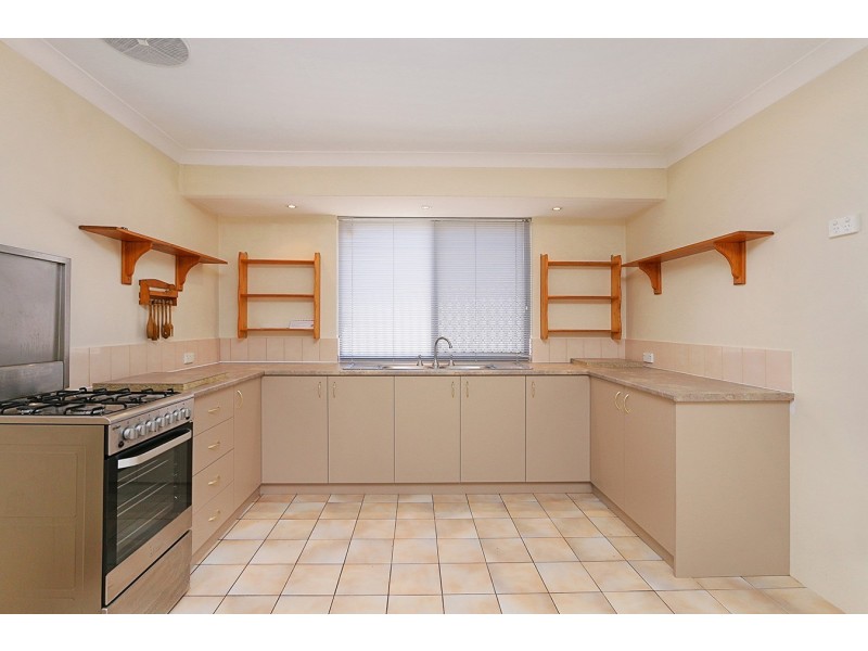 25 Osprey Circle, Ballajura WA 6066