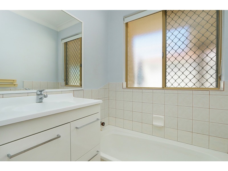 25 Osprey Circle, Ballajura WA 6066