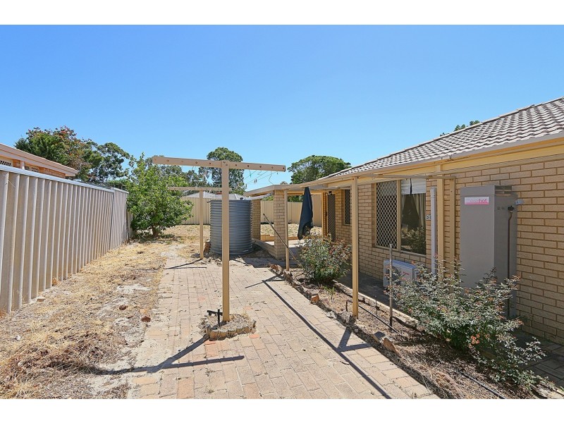 25 Osprey Circle, Ballajura WA 6066