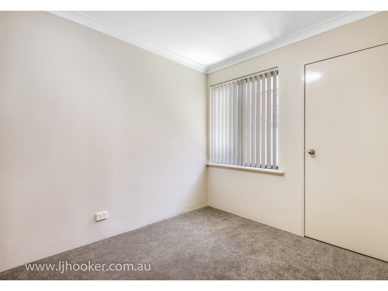 1/12 Kaliamba Court, Cannington WA 6107