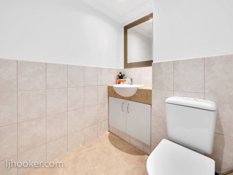 33 Tully Road, East Perth WA 6004