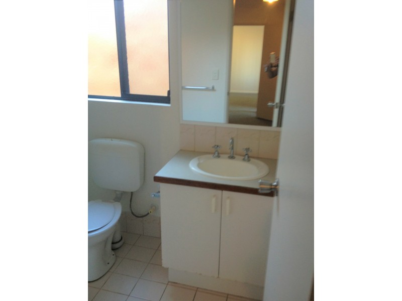 11/18-20 The Crescent, Redcliffe WA 6104