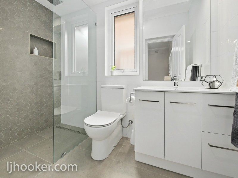 89 Sunbury Road, Victoria Park WA 6100