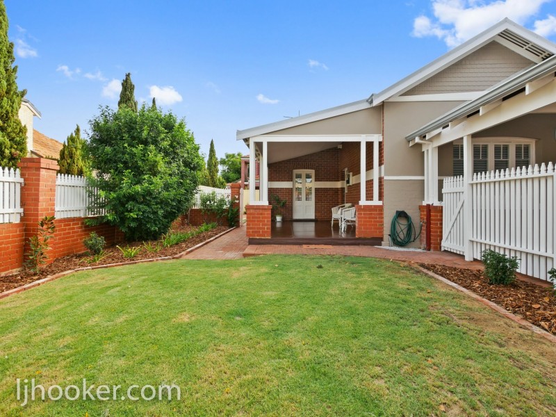 89 Sunbury Road, Victoria Park WA 6100