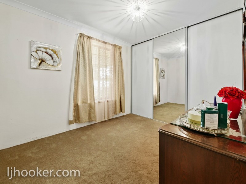 39 Westfield Road, Camillo WA 6111