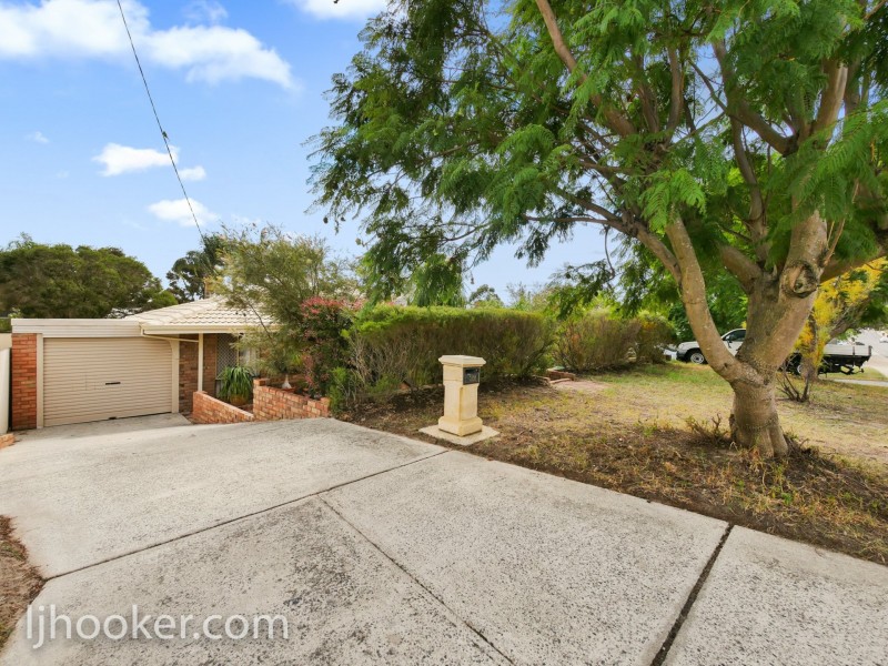 39 Westfield Road, Camillo WA 6111