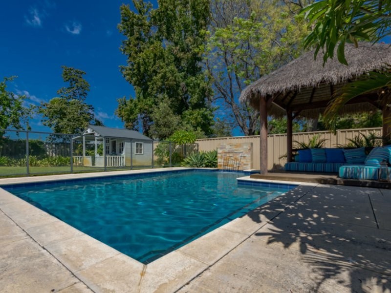 4 Martin Avenue, Rivervale WA 6103
