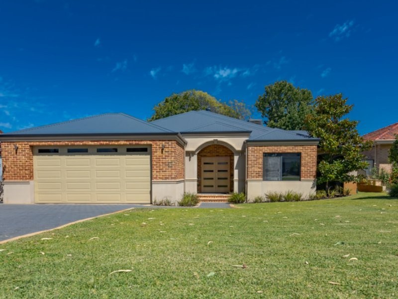 4 Martin Avenue, Rivervale WA 6103
