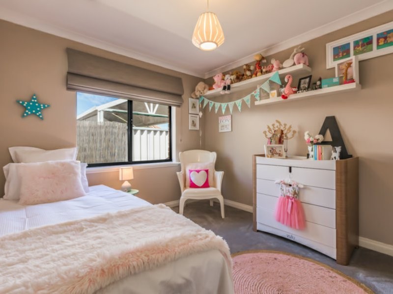 4 Martin Avenue, Rivervale WA 6103
