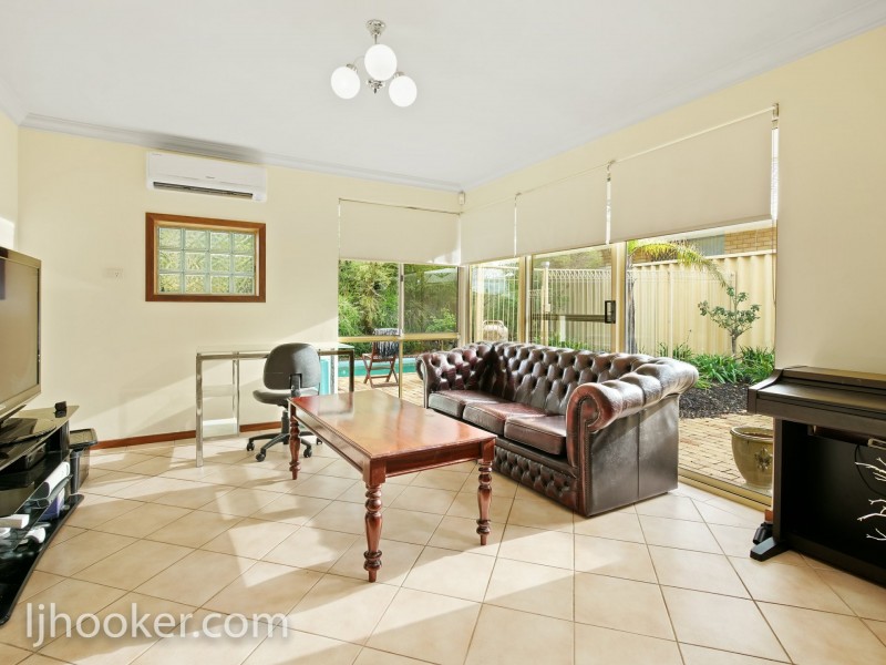 6 Wedge Place, Bentley WA 6102