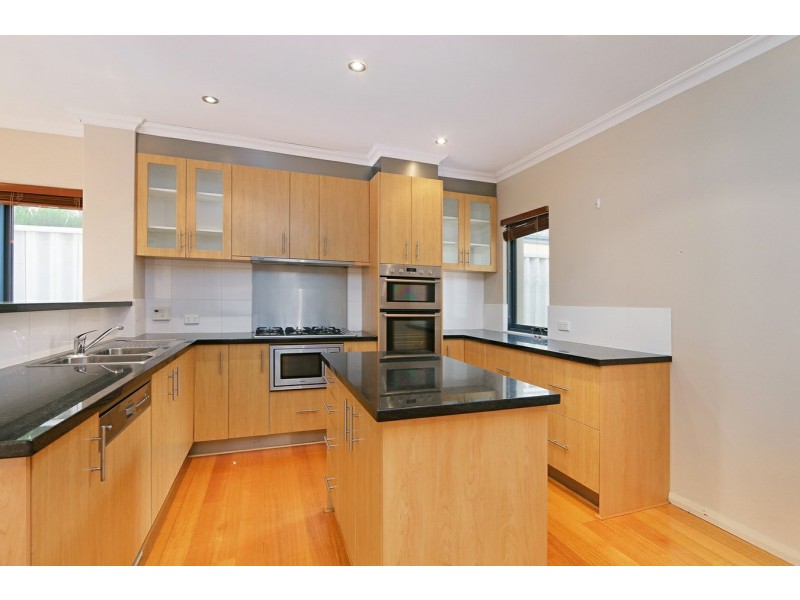 2/125 Hensman Street, South Perth WA 6151