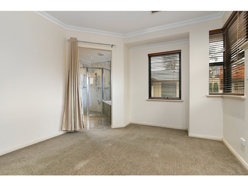 2/125 Hensman Street, South Perth WA 6151