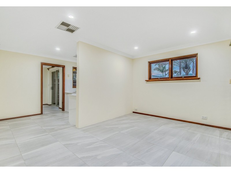 8 Bossea Place, Ferndale WA 6148