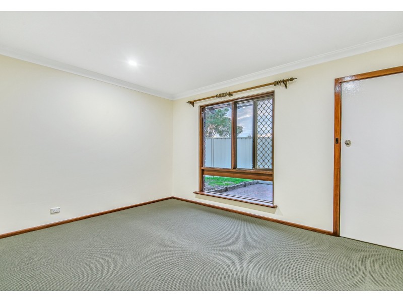 8 Bossea Place, Ferndale WA 6148