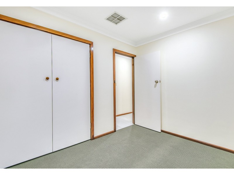 8 Bossea Place, Ferndale WA 6148