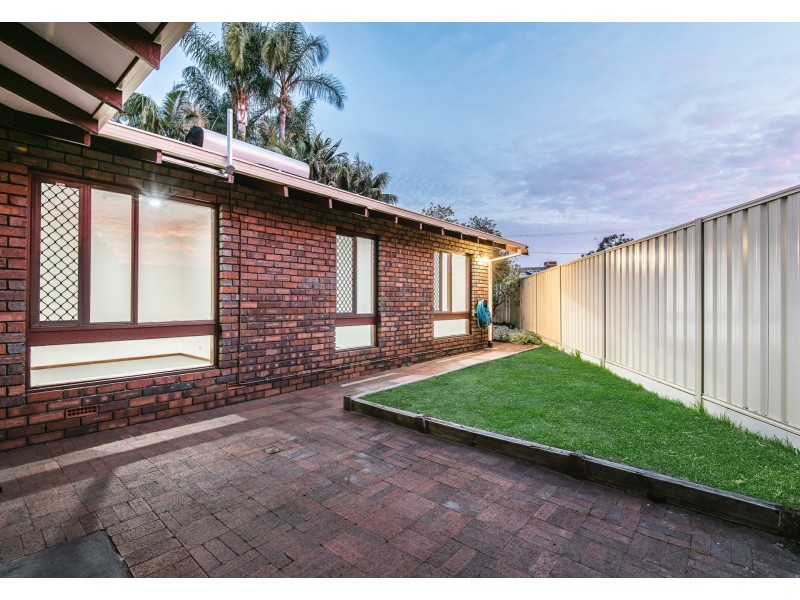 8 Bossea Place, Ferndale WA 6148