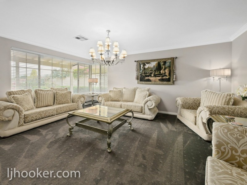 11 Riverview Rise, Wilson WA 6107