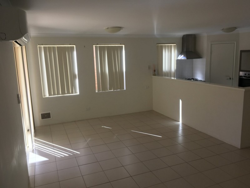 17/17-21 Third Avenue, Kelmscott WA 6111