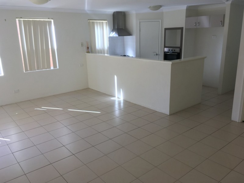 17/17-21 Third Avenue, Kelmscott WA 6111