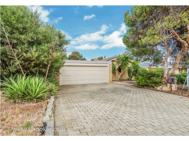 6 Williamson Lane, Stratton WA 6056