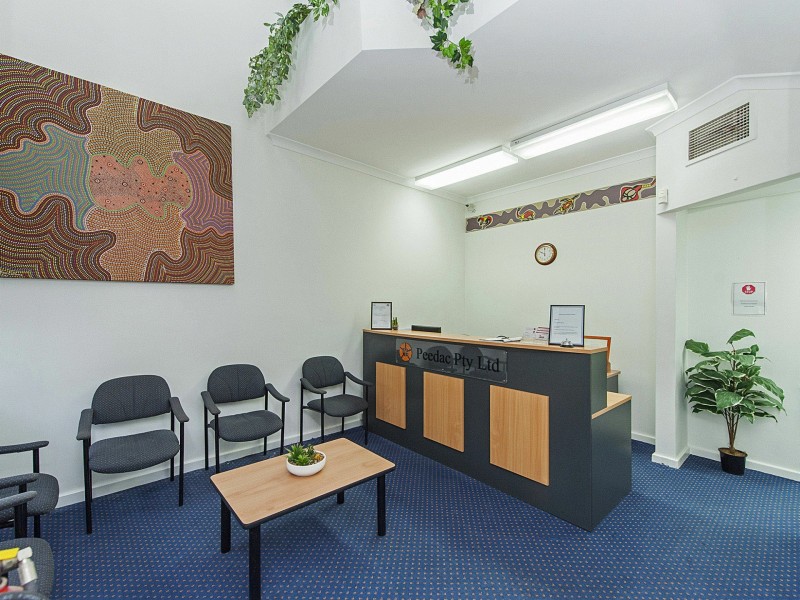 3/12 Burton Street, Cannington WA 6107