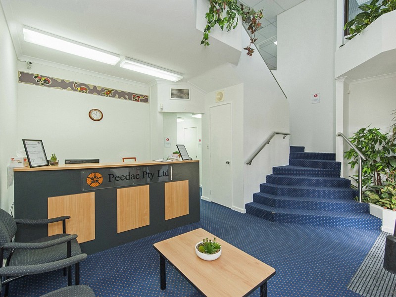 3/12 Burton Street, Cannington WA 6107