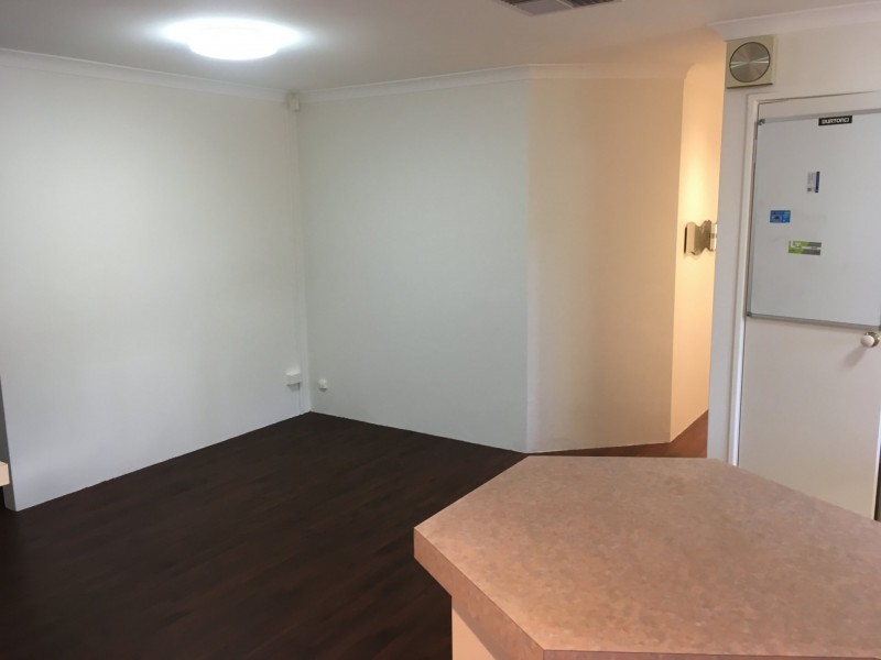 163B Woodside Street, Doubleview WA 6018